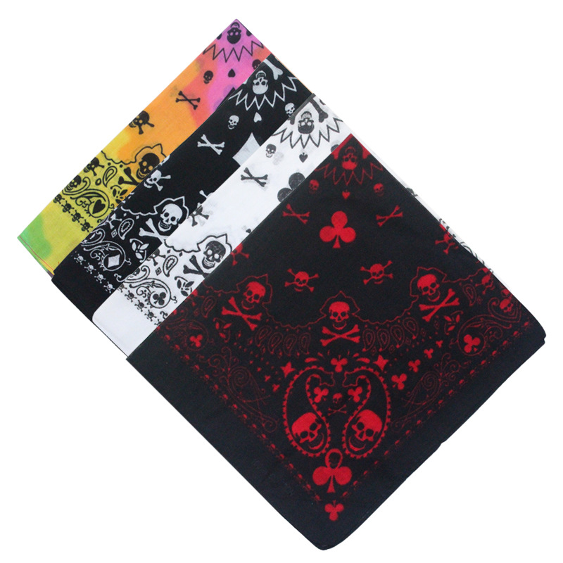 Bandana Blank White - 55cm Wit Zwart Rood Schedel Poker